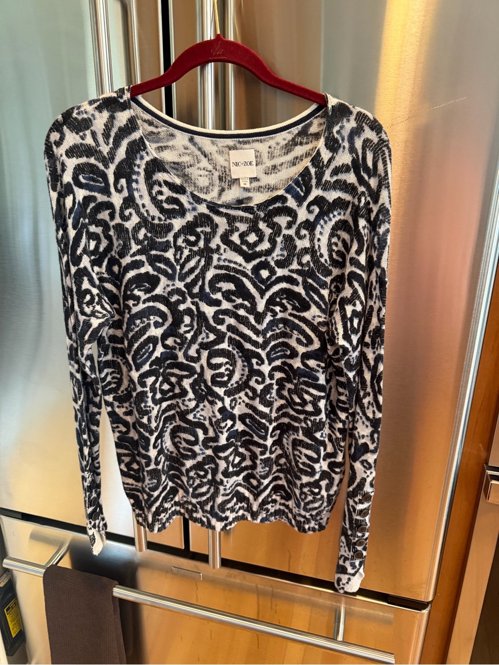 NIC+ZOE Black & White Abstract Pattern Long Sleeve Top